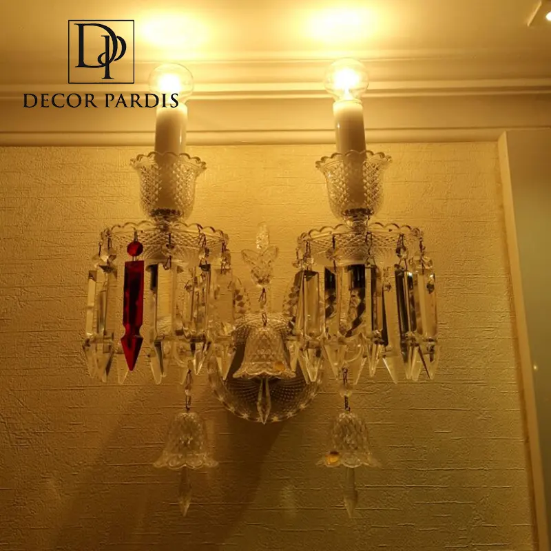 نمای نزدیک از تکنولوژی Xennit و کریستال های باکارات