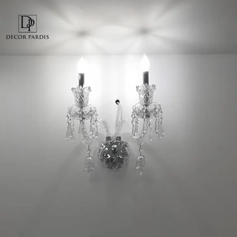 دیوارکوب Xennit روشن و زیبا