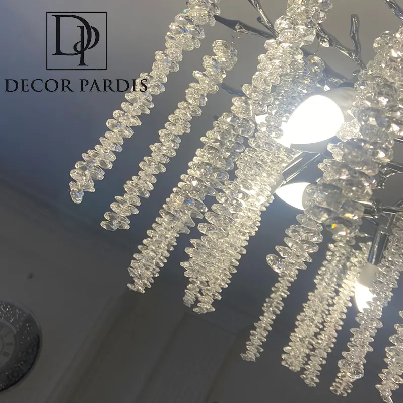 نمای نزدیک لوستر درختی شاخته نباتی سانتی