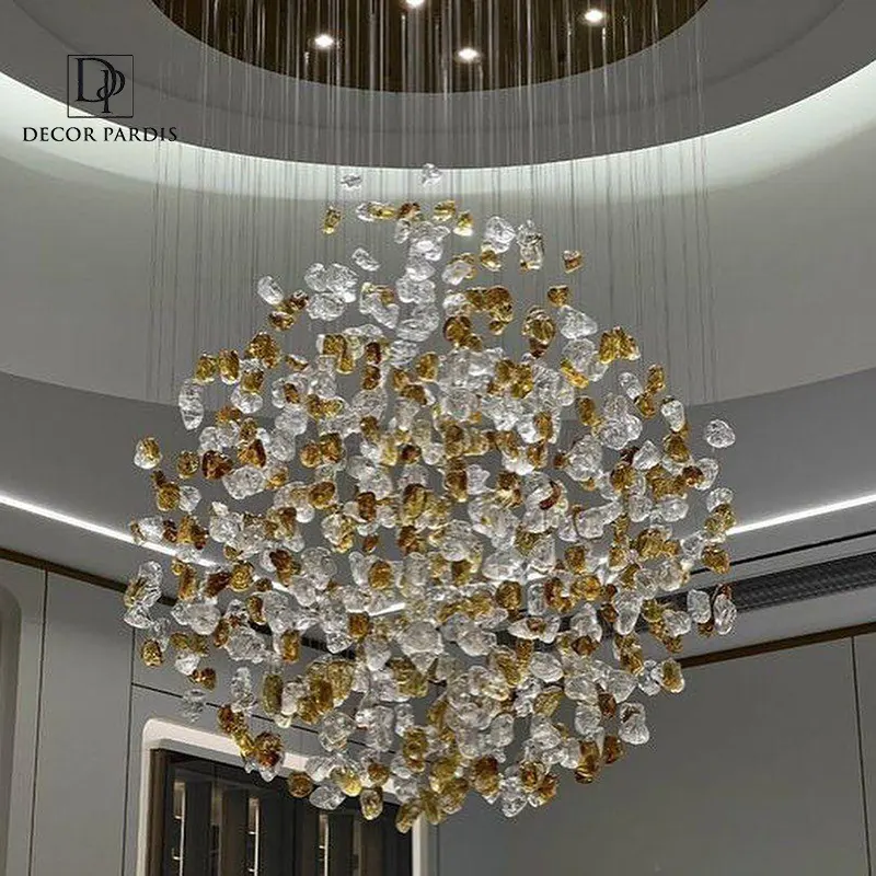 تصویر لوستر سنگی آویز در دکوراسیون