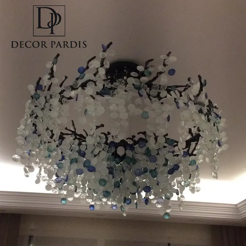 لوستر سفید و مشکی