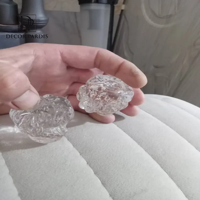 نمای جانبی آویز لوستر دست ساز