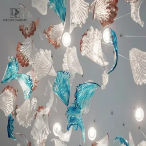 لوستر دست ساز مدل عروس پروانه آبی با پروانه‌های آبی رنگ