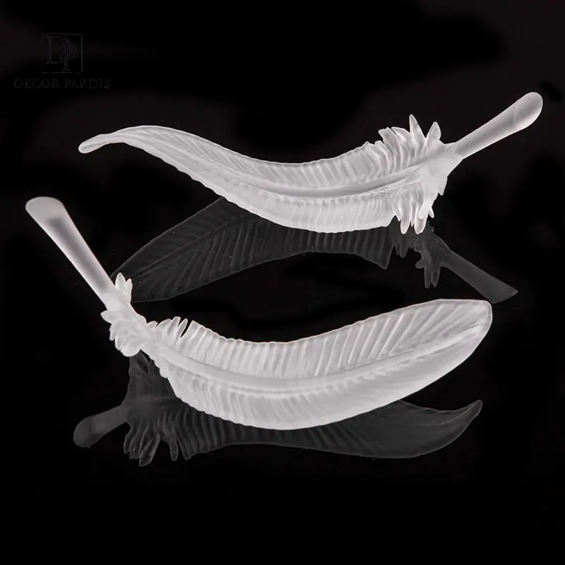 آویز لوستر رنگ سفید