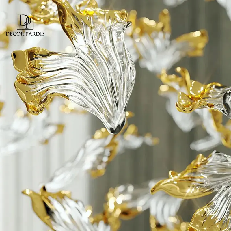 نمای جانبی لوستر دست ساز عروس پروانه