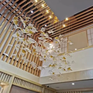 لوستر دست ساز برگ پائیزی مدل کریستال شاخه‌ای