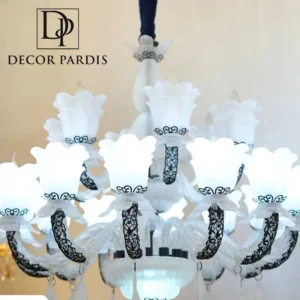 لوستر لاله‌دار مورانو با طراحی کلاسیک