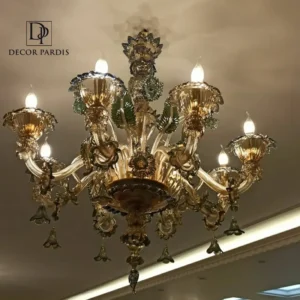 لوستر دست ساز مورانی مدل شاخه‌ای بلوری در فضای مدرن