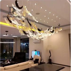 لوستر دست ساز پر سوزنی مدل فانتزی با طراحی مدرن و هنری