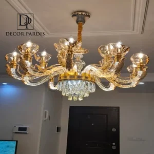 جلوه فاخر و هنری لوستر دست‌ساز مورانو مدل کریستالی
