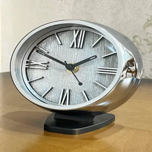 ساعت رومیزی فلزی نقره ای ابکاری کد w01