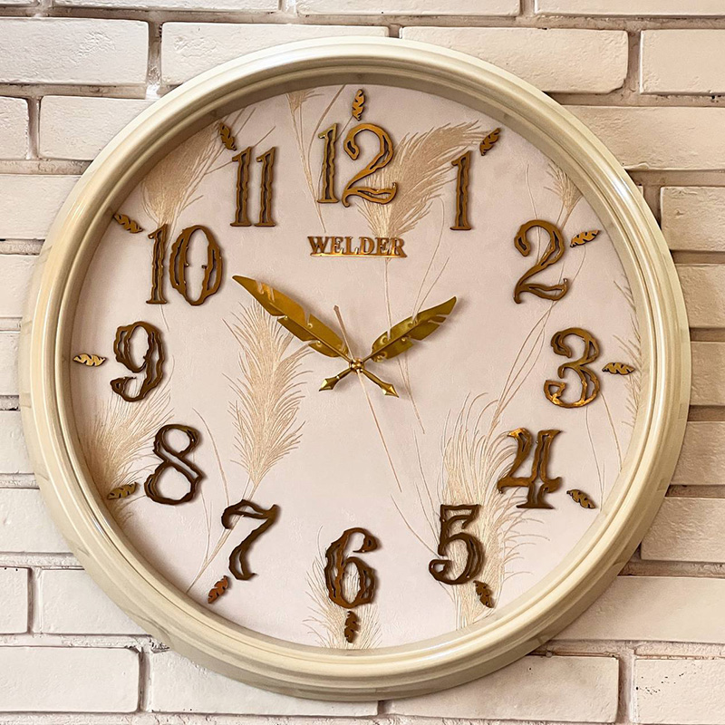 خرید ساعت دیواری کرم