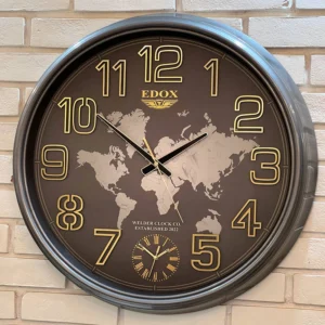 ساعت دیواری طلایی طرح نقشه کد 616 نمای نزدیک