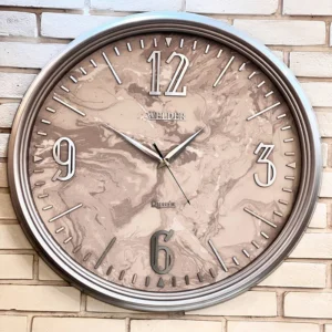 ساعت دیواری تزئینی نقره‌ای