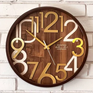 ساعت دیواری چوبی مدرن با اعداد برجسته