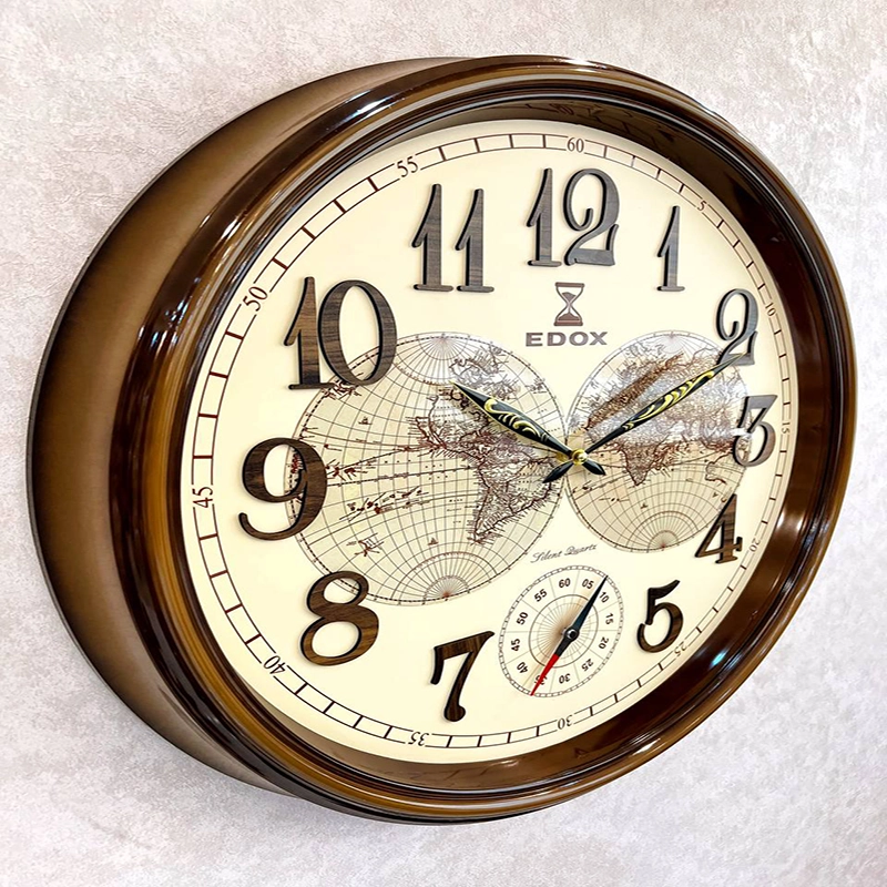 ساعت دیواری با کیفیت