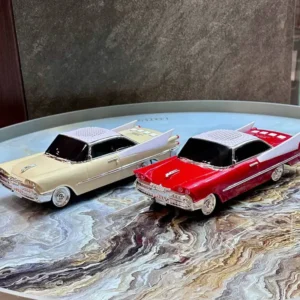 مجسمه ماشین طرح پیکان قدیمی