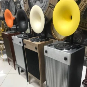 تصویر گرامافون مدل سیصد مارک والتر در انواع مختلف