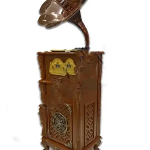 تصویر گرامافون چوبی کلاسیک والتر