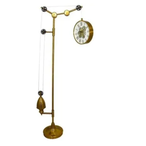 ساعت ایستاده آرتمیس مدل چرخ دنده‌ای طلایی و سفید