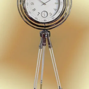 تصویر ساعت ایستاده مدل 3 پایه آرتمیس نقره‌ای و سفید